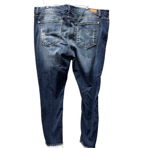 Judy Blue Jeans Womens 3XL Skinny Fit Blue Denim Distressed Stretch Raw Hems - Picture 3 of 10